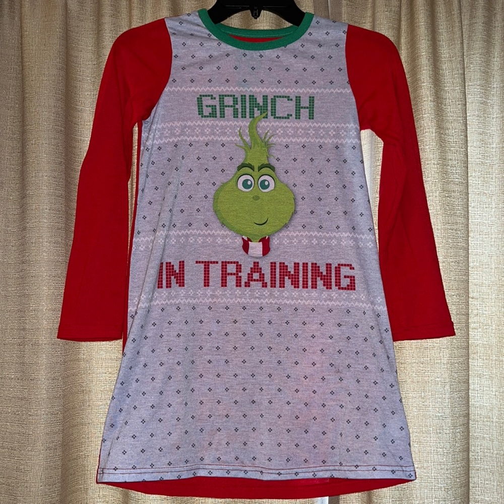 Girls “Grinch in Training” Pajama Nightgown Size 10 Gray/Red/Green